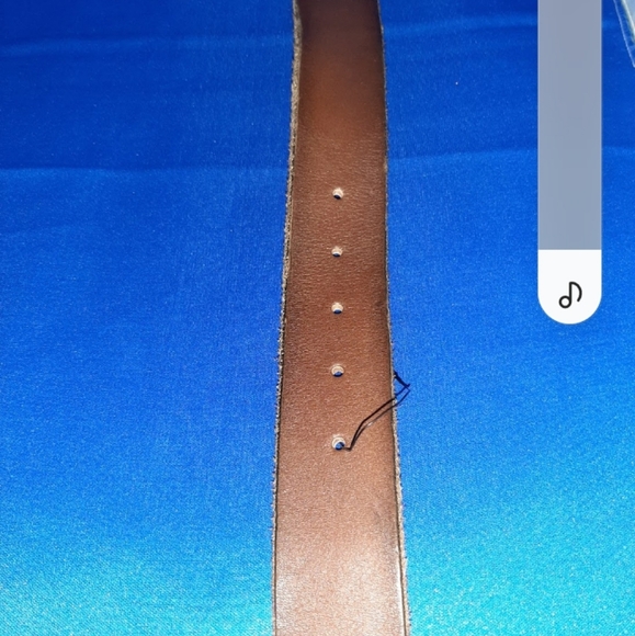 Handsome Gucci Belt size 28 - Picture 5 of 12